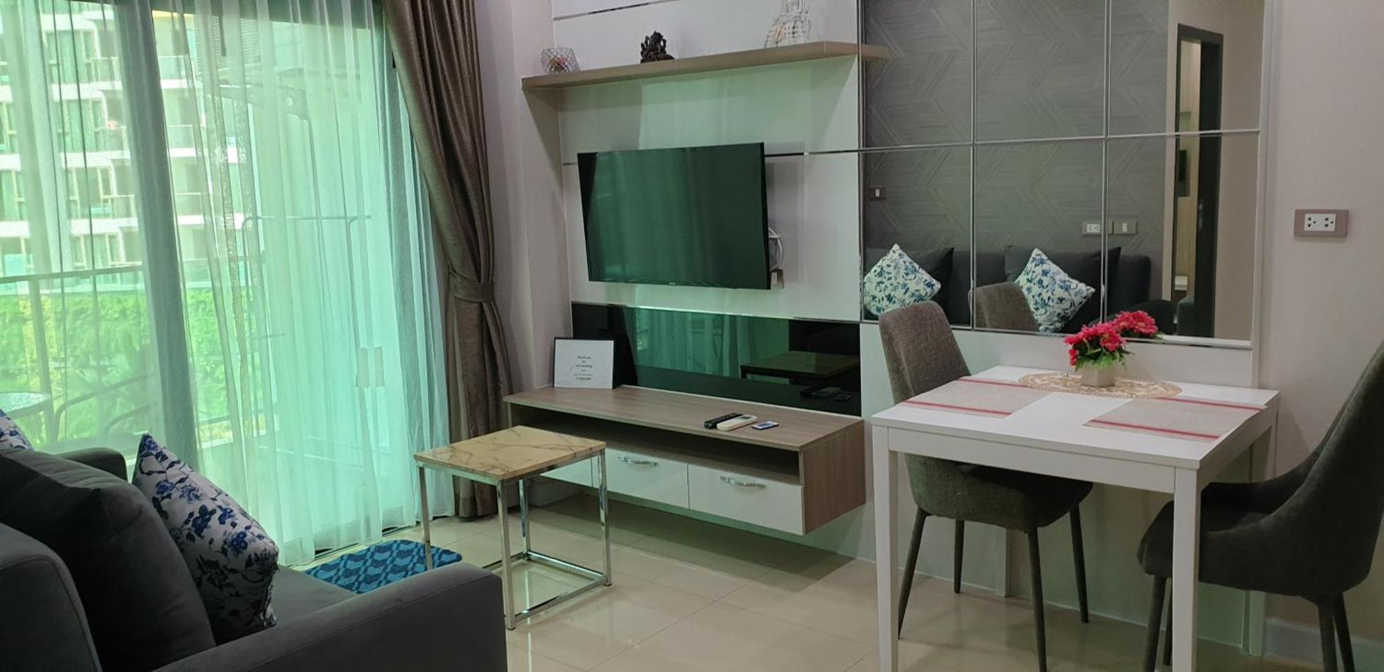 Dusit Grand Condo View Jomtien Beach Extérieur photo