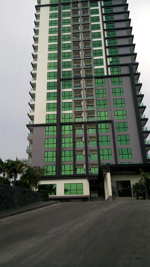 Dusit Grand Condo View Jomtien Beach Extérieur photo